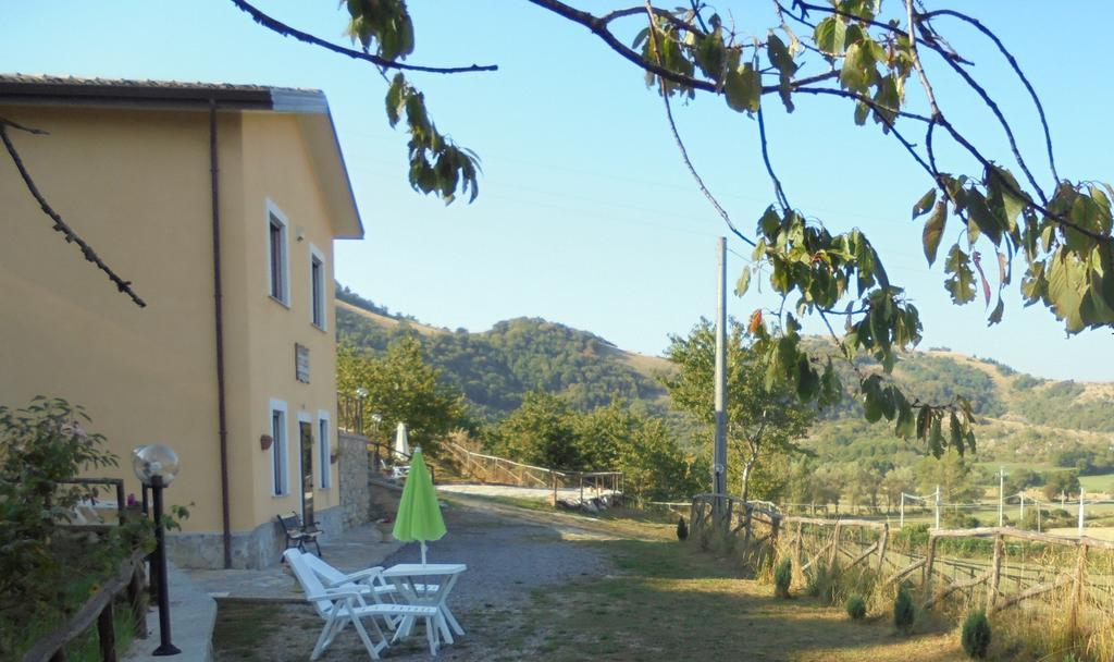 Azienda Agrituristica La Casetta Del Pollino Mormanno Exterior foto